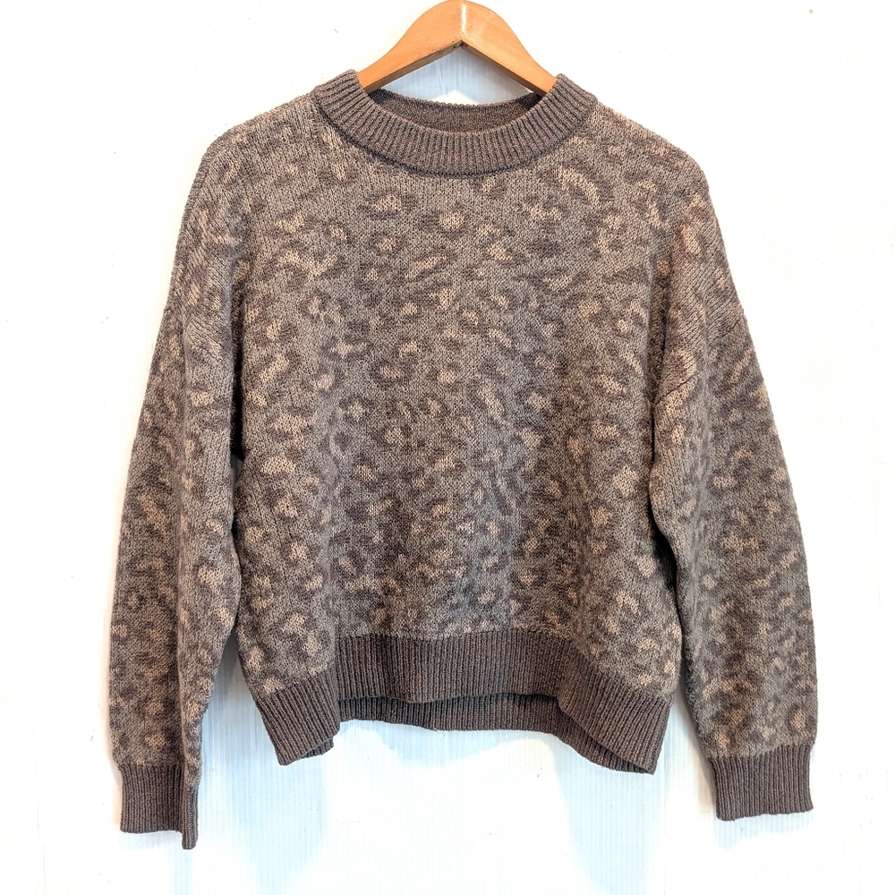 AERIE Women's Brown Animal Print Leopard Crew Neck Sweater Size Medium - Picture 10 of 10